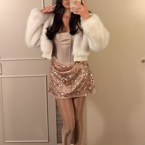 Oh Polly pink sequin mini skirt Size S #party #clubwear - Picture 5 of 7